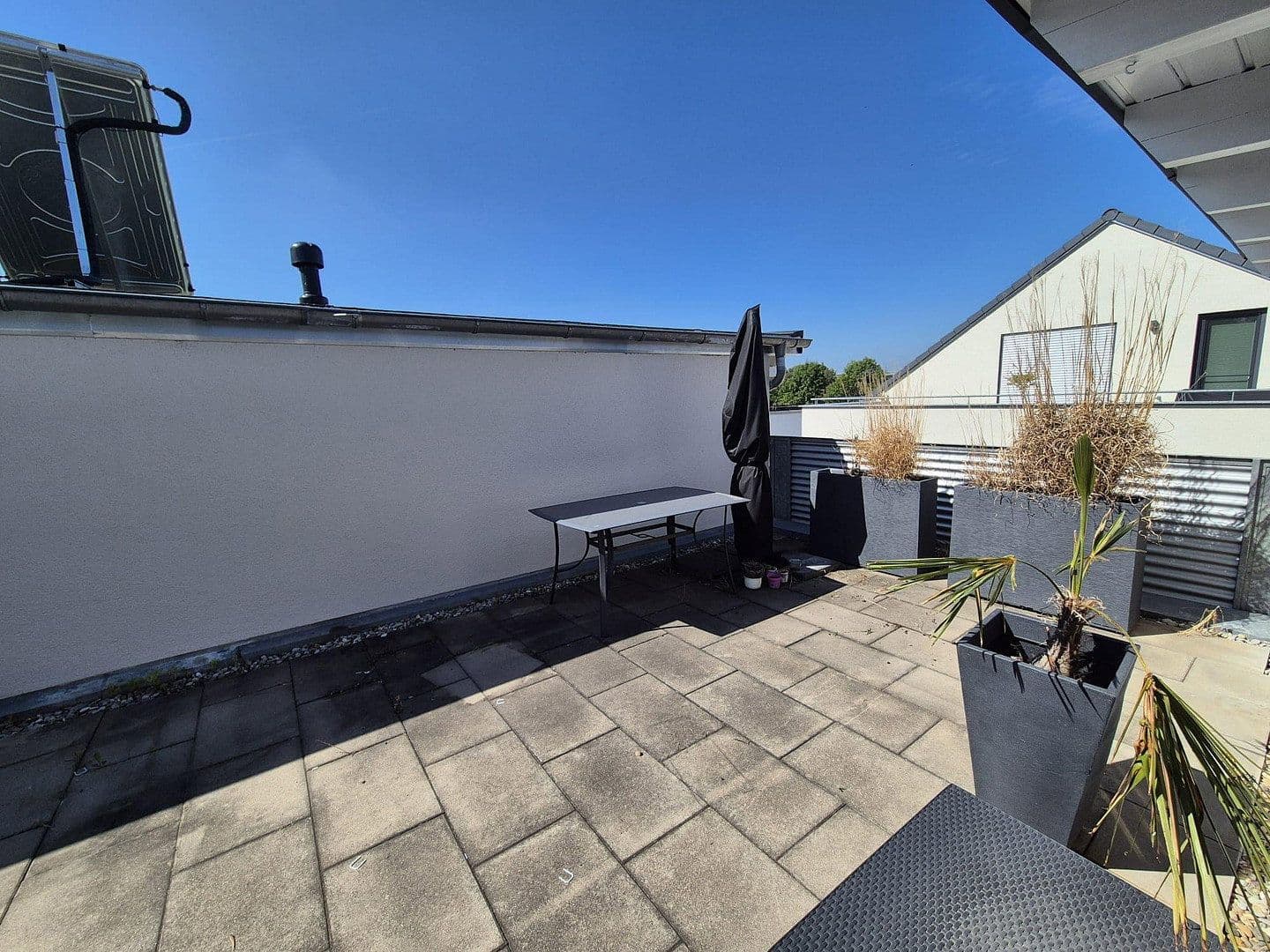 Prenájom domu 136 m², pozemok 100 m², Schwaikheimer Str. 19/2, Winnenden, Bádensko-Wurttembersko Prenájom domu 136 m², pozemok 100 m², Schwaikheimer Str. 19/2, Winnenden, Bádensko-Wurttembersko