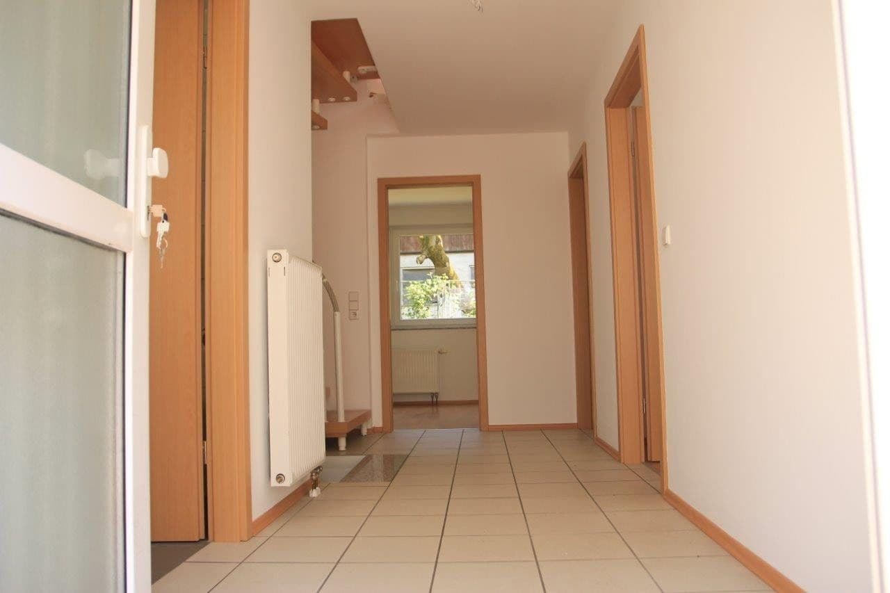 Prenájom domu 136 m², pozemok 100 m², Schwaikheimer Str. 19/2, Winnenden, Bádensko-Wurttembersko Prenájom domu 136 m², pozemok 100 m², Schwaikheimer Str. 19/2, Winnenden, Bádensko-Wurttembersko