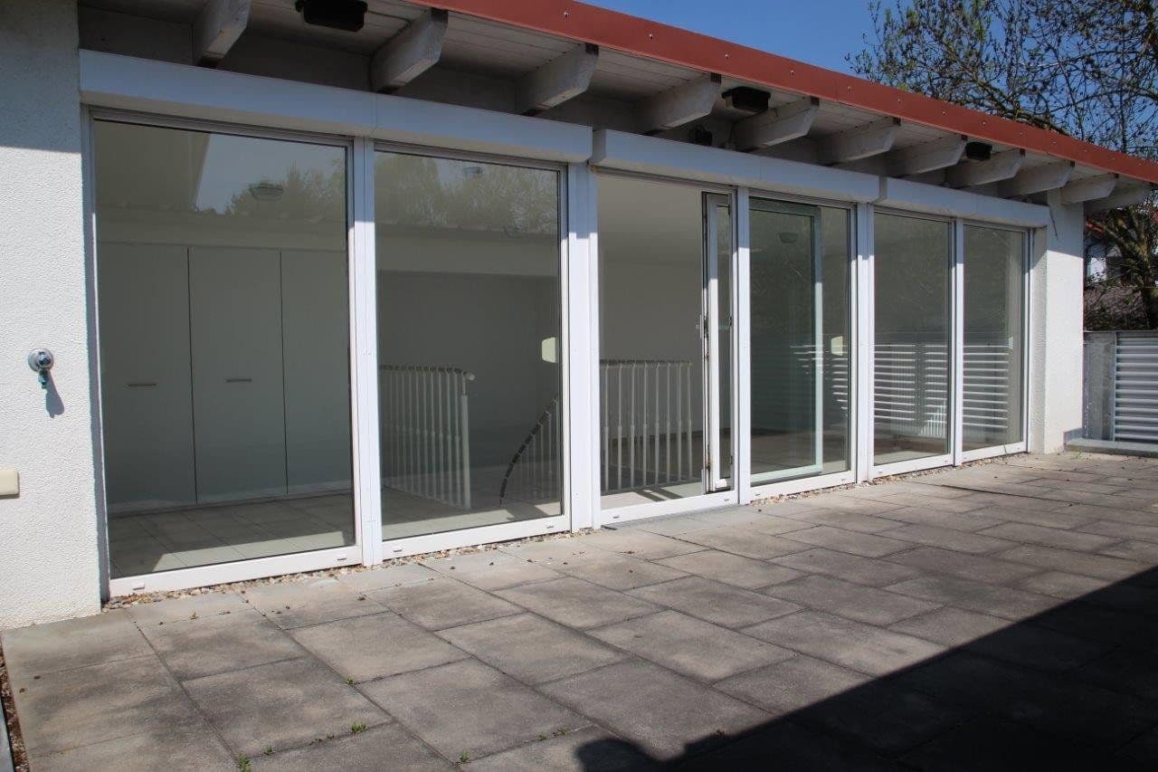 Prenájom domu 136 m², pozemok 100 m², Schwaikheimer Str. 19/2, Winnenden, Bádensko-Wurttembersko Prenájom domu 136 m², pozemok 100 m², Schwaikheimer Str. 19/2, Winnenden, Bádensko-Wurttembersko