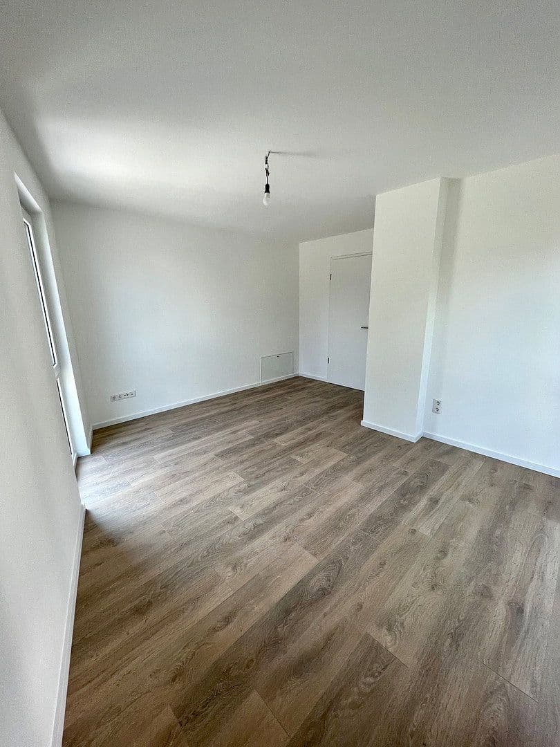 Prenájom domu 140 m², pozemok 170 m², Paderborn, Severné Porýnie - Westfálsko Prenájom domu 140 m², pozemok 170 m², Paderborn, Severné Porýnie - Westfálsko