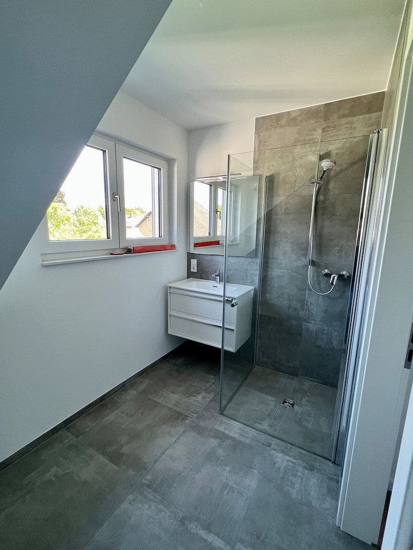 Prenájom domu 140 m², pozemok 170 m², Paderborn, Severné Porýnie - Westfálsko Prenájom domu 140 m², pozemok 170 m², Paderborn, Severné Porýnie - Westfálsko