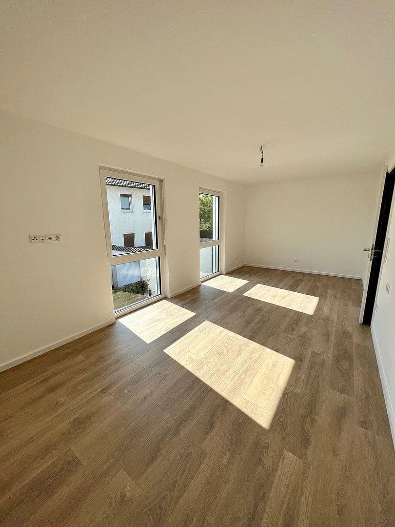 Prenájom domu 140 m², pozemok 170 m², Paderborn, Severné Porýnie - Westfálsko Prenájom domu 140 m², pozemok 170 m², Paderborn, Severné Porýnie - Westfálsko