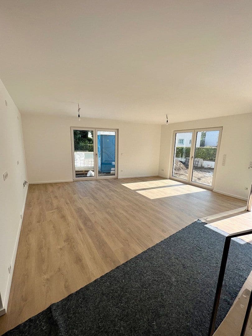 Prenájom domu 140 m², pozemok 170 m², Paderborn, Severné Porýnie - Westfálsko Prenájom domu 140 m², pozemok 170 m², Paderborn, Severné Porýnie - Westfálsko