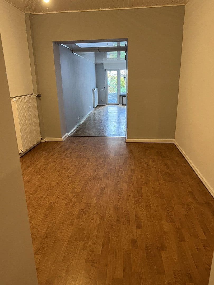 Prenájom domu 171 m², pozemok 371 m², Hasenweide 105, Frechen, Severné Porýnie - Westfálsko Prenájom domu 171 m², pozemok 371 m², Hasenweide 105, Frechen, Severné Porýnie - Westfálsko
