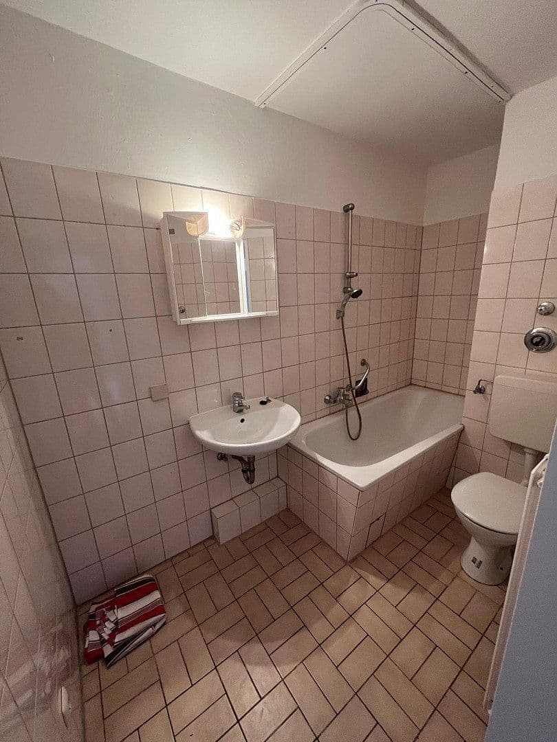 Prenájom bytu 2-izbový 46 m², Nordstr.13, Steinau an der Straße, Hesensko Prenájom bytu 2-izbový 46 m², Nordstr.13, Steinau an der Straße, Hesensko