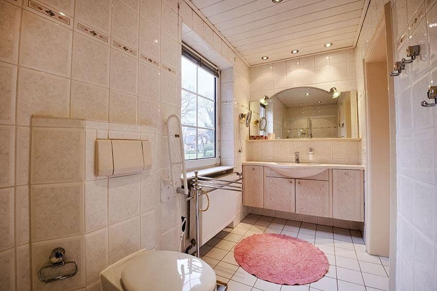 Predaj domu 350 m², pozemok 1.500 m², Seevetal, Dolné Sasko Predaj domu 350 m², pozemok 1.500 m², Seevetal, Dolné Sasko