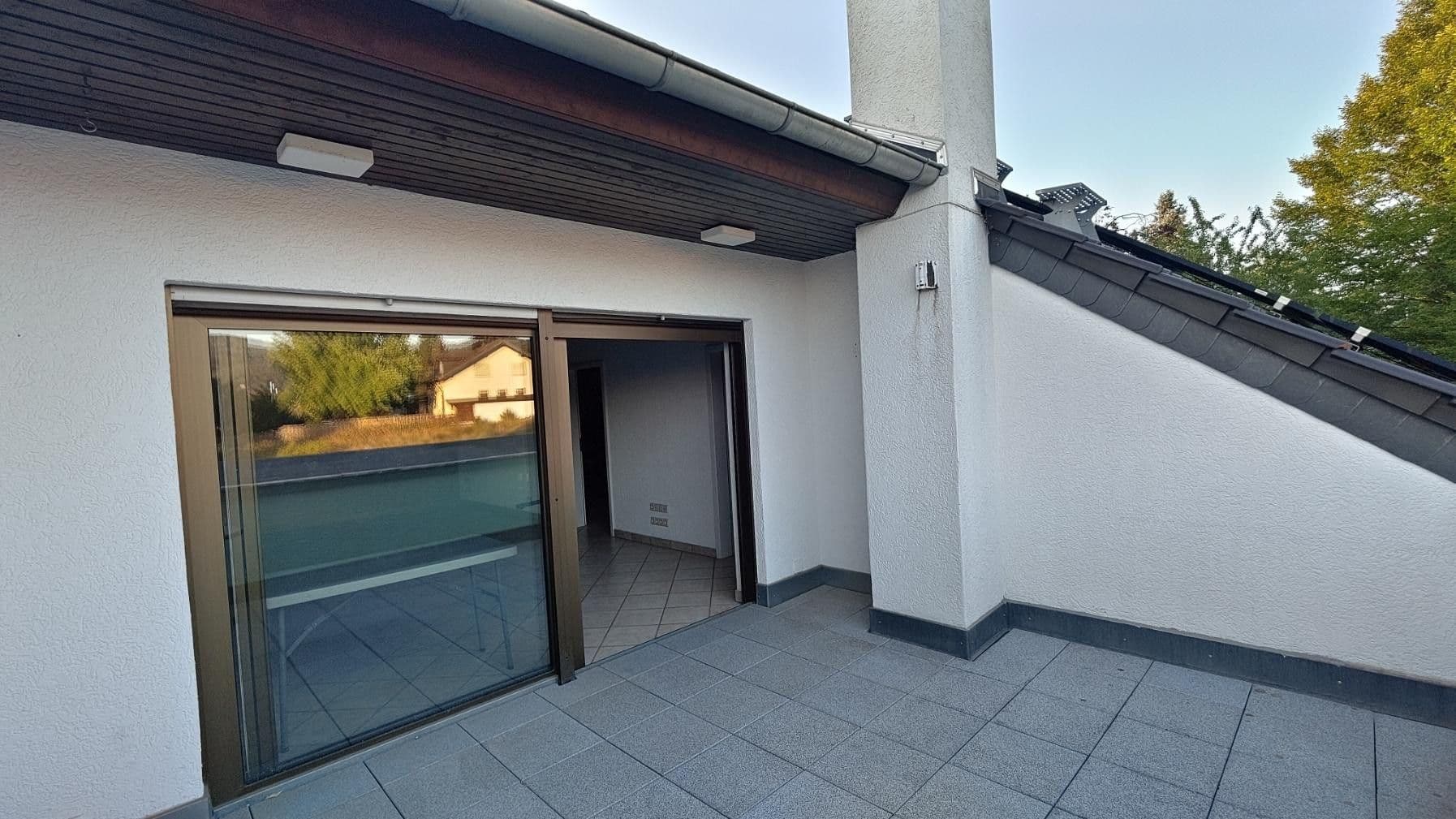 Prenájom bytu 3-izbový 88 m², Bickenbach, Hesensko Prenájom bytu 3-izbový 88 m², Bickenbach, Hesensko