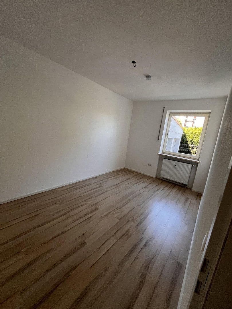 Prenájom bytu 5-izbový 124 m², Petristr. 7, Meitingen, Bavorsko Prenájom bytu 5-izbový 124 m², Petristr. 7, Meitingen, Bavorsko