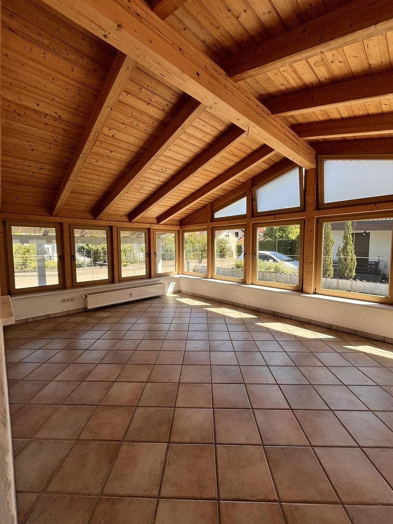 Prenájom bytu 5-izbový 124 m², Petristr. 7, Meitingen, Bavorsko Prenájom bytu 5-izbový 124 m², Petristr. 7, Meitingen, Bavorsko