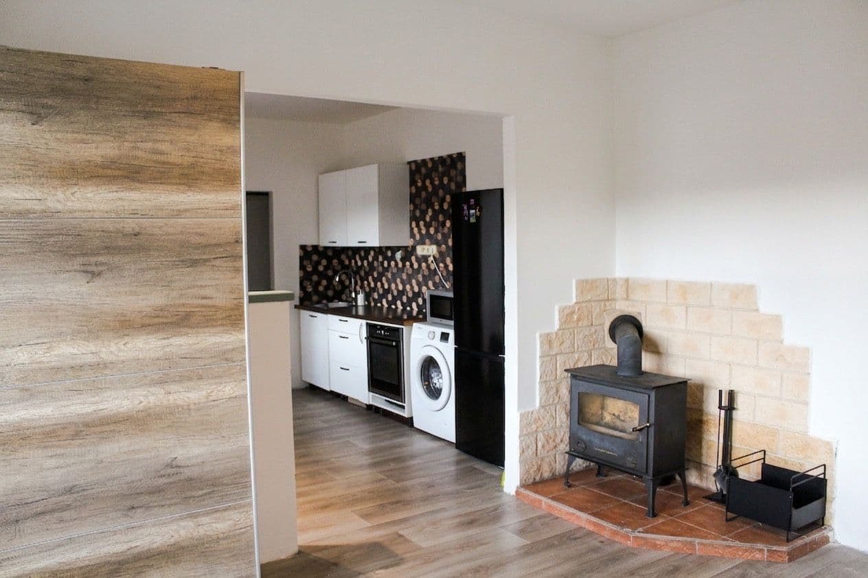 Predaj bytu 1-izbový 38 m², Žirecká, Dvůr Králové nad Labem, Královéhradecký kraj Predaj bytu 1-izbový 38 m², Žirecká, Dvůr Králové nad Labem, Královéhradecký kraj
