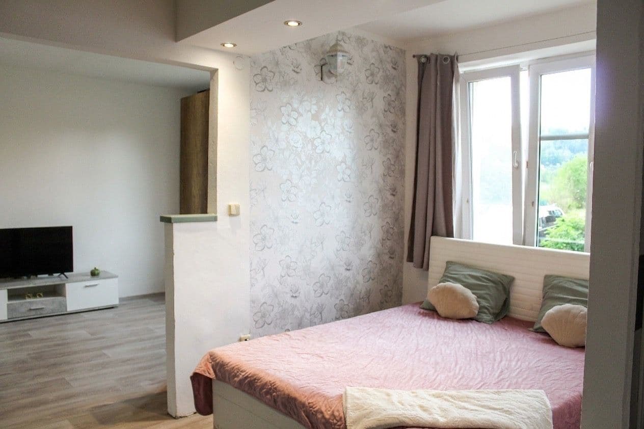 Predaj bytu 1-izbový 38 m², Žirecká, Dvůr Králové nad Labem, Královéhradecký kraj Predaj bytu 1-izbový 38 m², Žirecká, Dvůr Králové nad Labem, Královéhradecký kraj