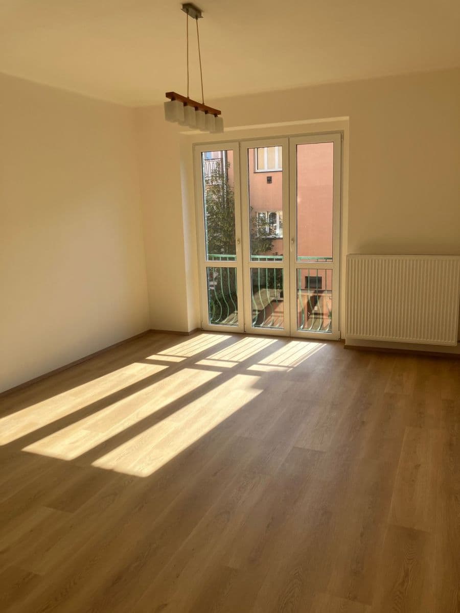 Prenájom bytu 2-izbový 52 m², Srbínská, Praha, Praha Prenájom bytu 2-izbový 52 m², Srbínská, Praha, Praha