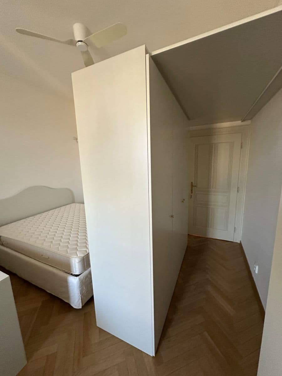 Prenájom bytu 1-izbový 31 m², Valentinská, Praha, Praha Prenájom bytu 1-izbový 31 m², Valentinská, Praha, Praha