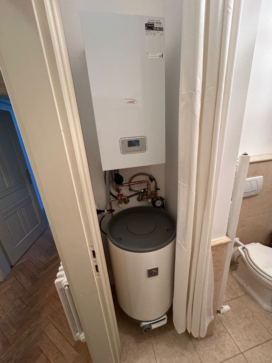 Prenájom bytu 1-izbový 31 m², Valentinská, Praha, Praha Prenájom bytu 1-izbový 31 m², Valentinská, Praha, Praha