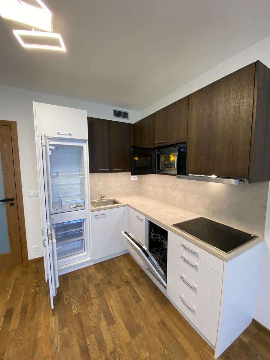 Prenájom bytu 1-izbový 33 m², Smržových, Praha, Praha Prenájom bytu 1-izbový 33 m², Smržových, Praha, Praha