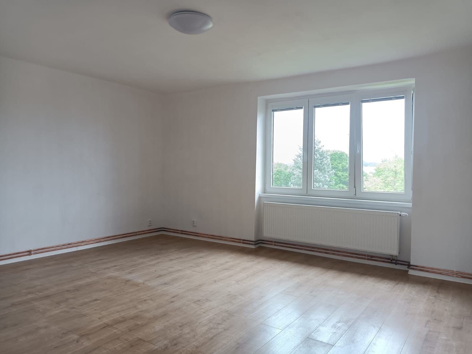 Predaj bytu 3-izbový 68 m², Pod Holým vrchem, Česká Lípa, Liberecký kraj Predaj bytu 3-izbový 68 m², Pod Holým vrchem, Česká Lípa, Liberecký kraj