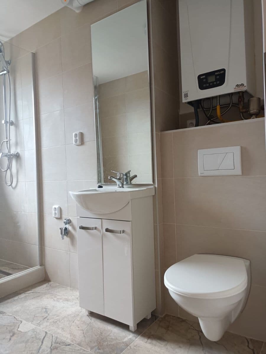 Predaj bytu 3-izbový 68 m², Pod Holým vrchem, Česká Lípa, Liberecký kraj Predaj bytu 3-izbový 68 m², Pod Holým vrchem, Česká Lípa, Liberecký kraj