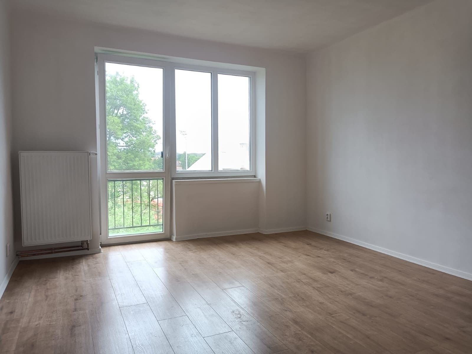 Predaj bytu 3-izbový 68 m², Pod Holým vrchem, Česká Lípa, Liberecký kraj Predaj bytu 3-izbový 68 m², Pod Holým vrchem, Česká Lípa, Liberecký kraj