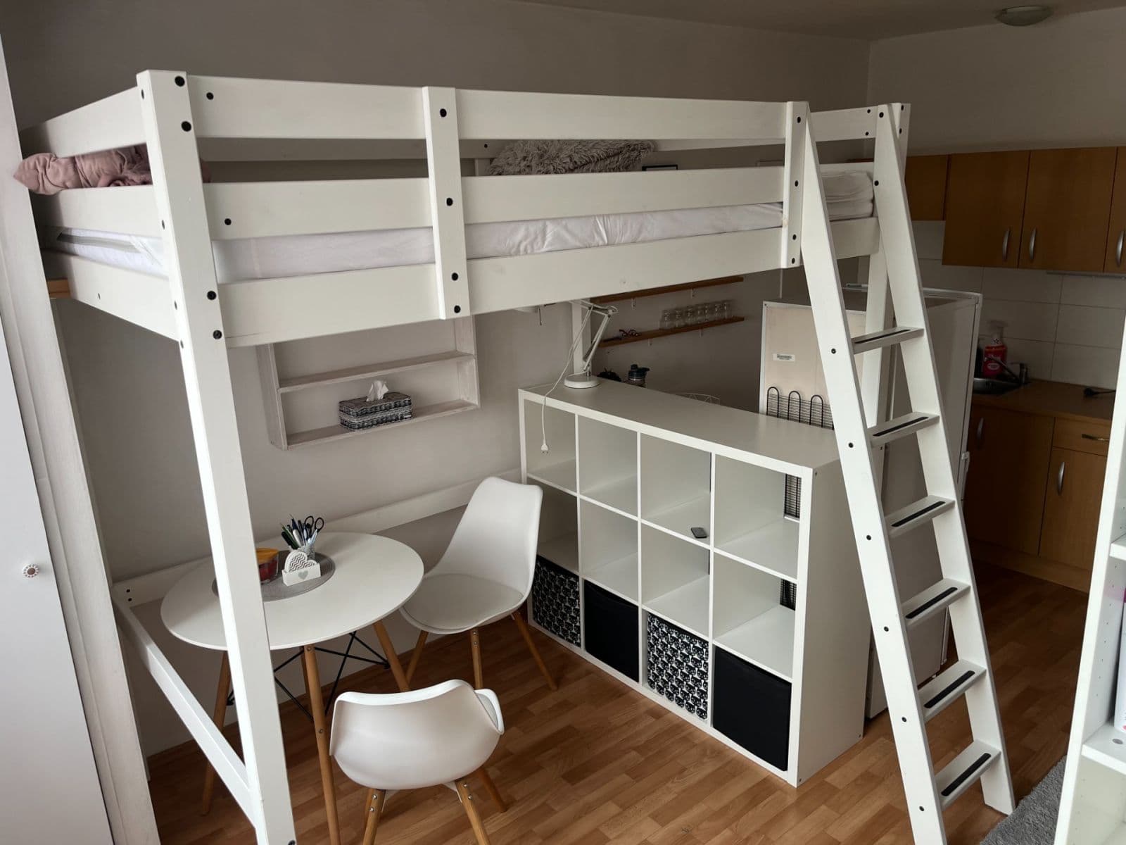 Prenájom bytu 1-izbový 23 m², Lužická, Olomouc, Olomoucký kraj Prenájom bytu 1-izbový 23 m², Lužická, Olomouc, Olomoucký kraj