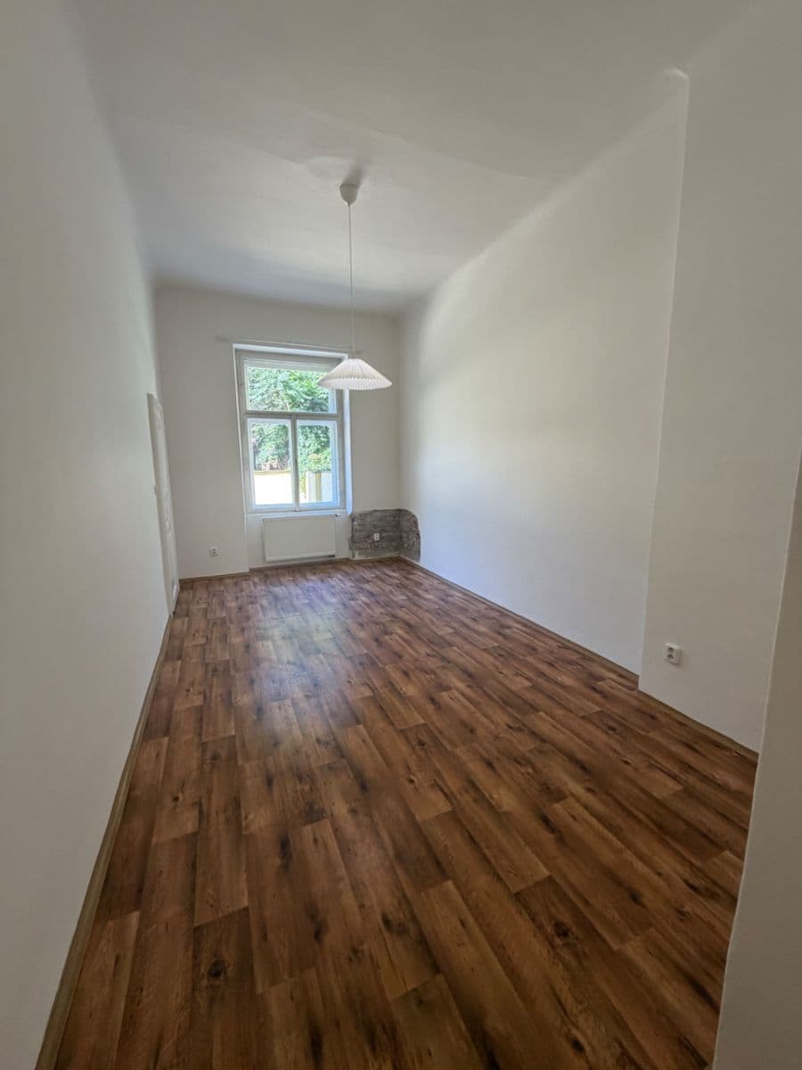Prenájom bytu 2-izbový 59 m², Chodská, Praha, Praha Prenájom bytu 2-izbový 59 m², Chodská, Praha, Praha