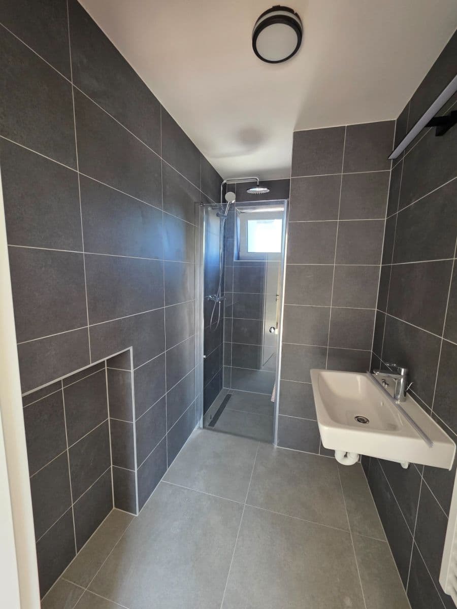 Prenájom bytu 2-izbový 45 m², K Lipám, Praha, Praha Prenájom bytu 2-izbový 45 m², K Lipám, Praha, Praha