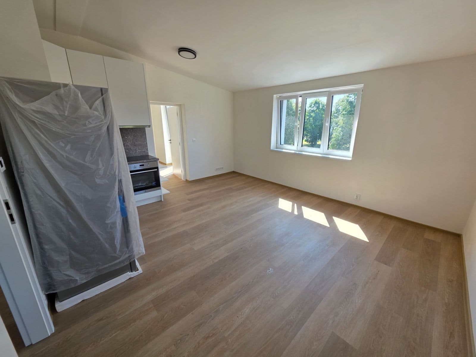 Prenájom bytu 2-izbový 45 m², K Lipám, Praha, Praha Prenájom bytu 2-izbový 45 m², K Lipám, Praha, Praha