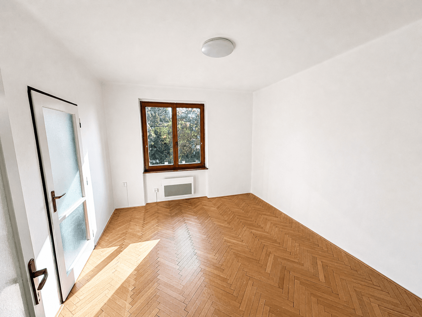 Predaj bytu 3-izbový 60 m², Školní, Průhonice, Středočeský kraj Predaj bytu 3-izbový 60 m², Školní, Průhonice, Středočeský kraj