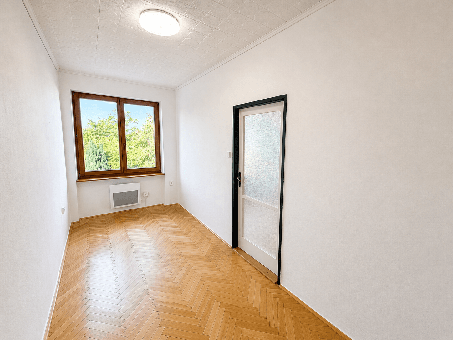 Predaj bytu 3-izbový 60 m², Školní, Průhonice, Středočeský kraj Predaj bytu 3-izbový 60 m², Školní, Průhonice, Středočeský kraj