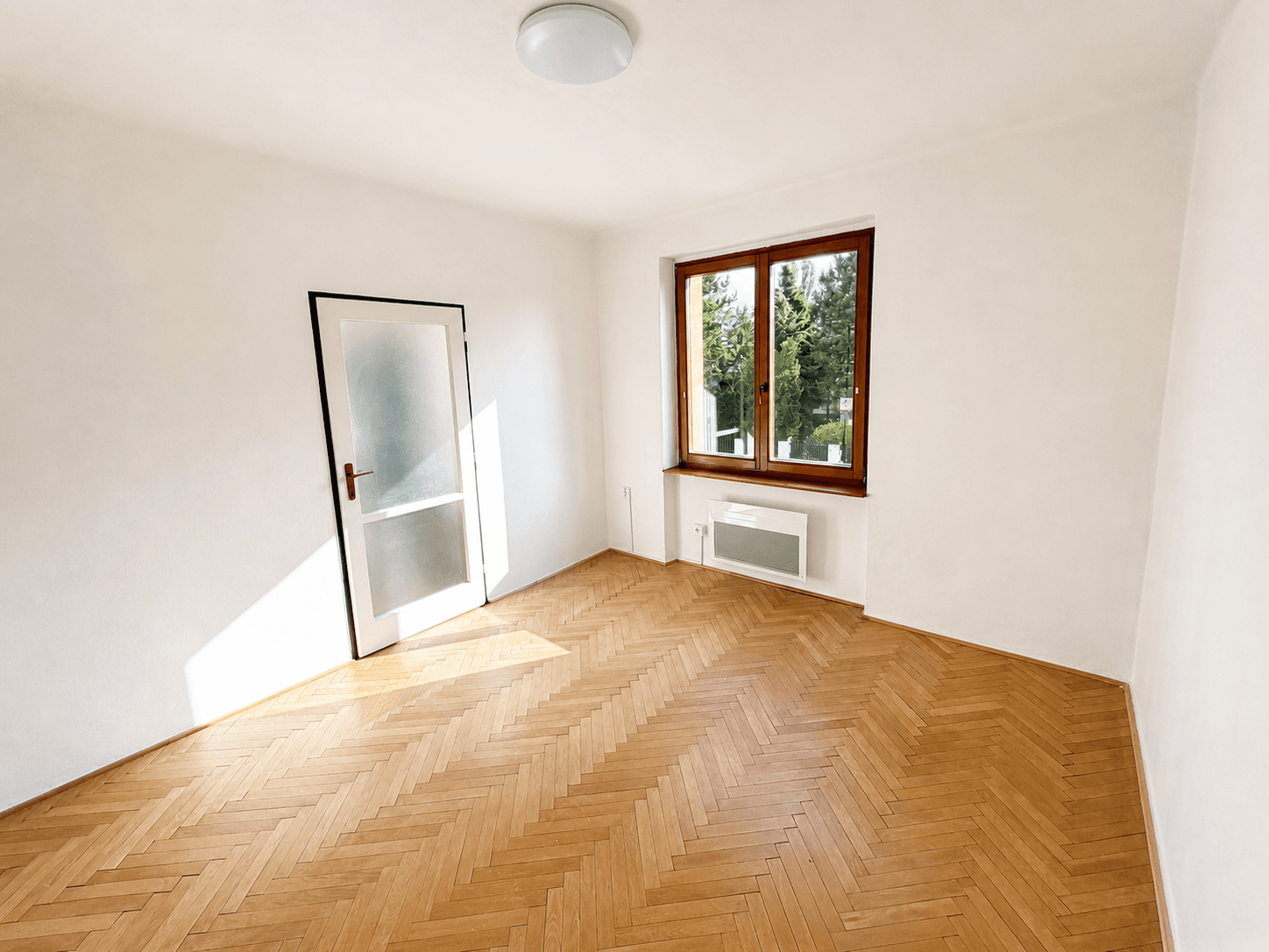 Predaj bytu 3-izbový 60 m², Školní, Průhonice, Středočeský kraj Predaj bytu 3-izbový 60 m², Školní, Průhonice, Středočeský kraj