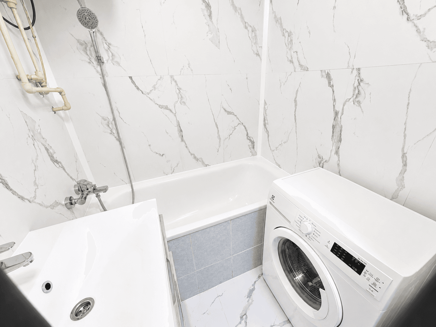 Predaj bytu 3-izbový 60 m², Školní, Průhonice, Středočeský kraj Predaj bytu 3-izbový 60 m², Školní, Průhonice, Středočeský kraj