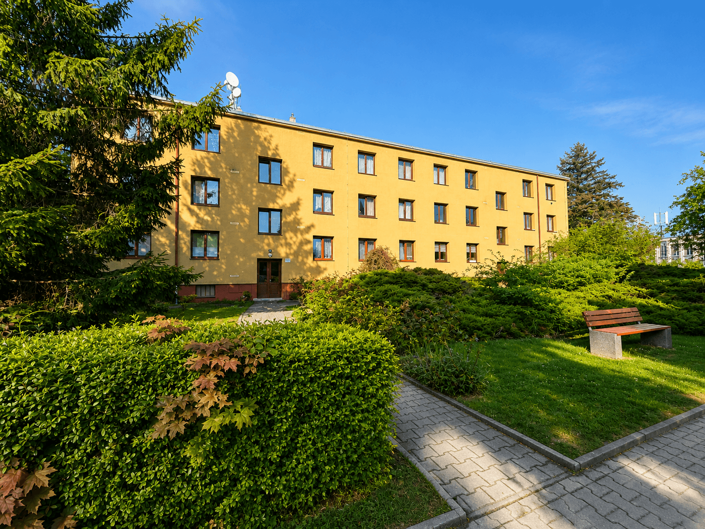 Predaj bytu 3-izbový 60 m², Školní, Průhonice, Středočeský kraj Predaj bytu 3-izbový 60 m², Školní, Průhonice, Středočeský kraj
