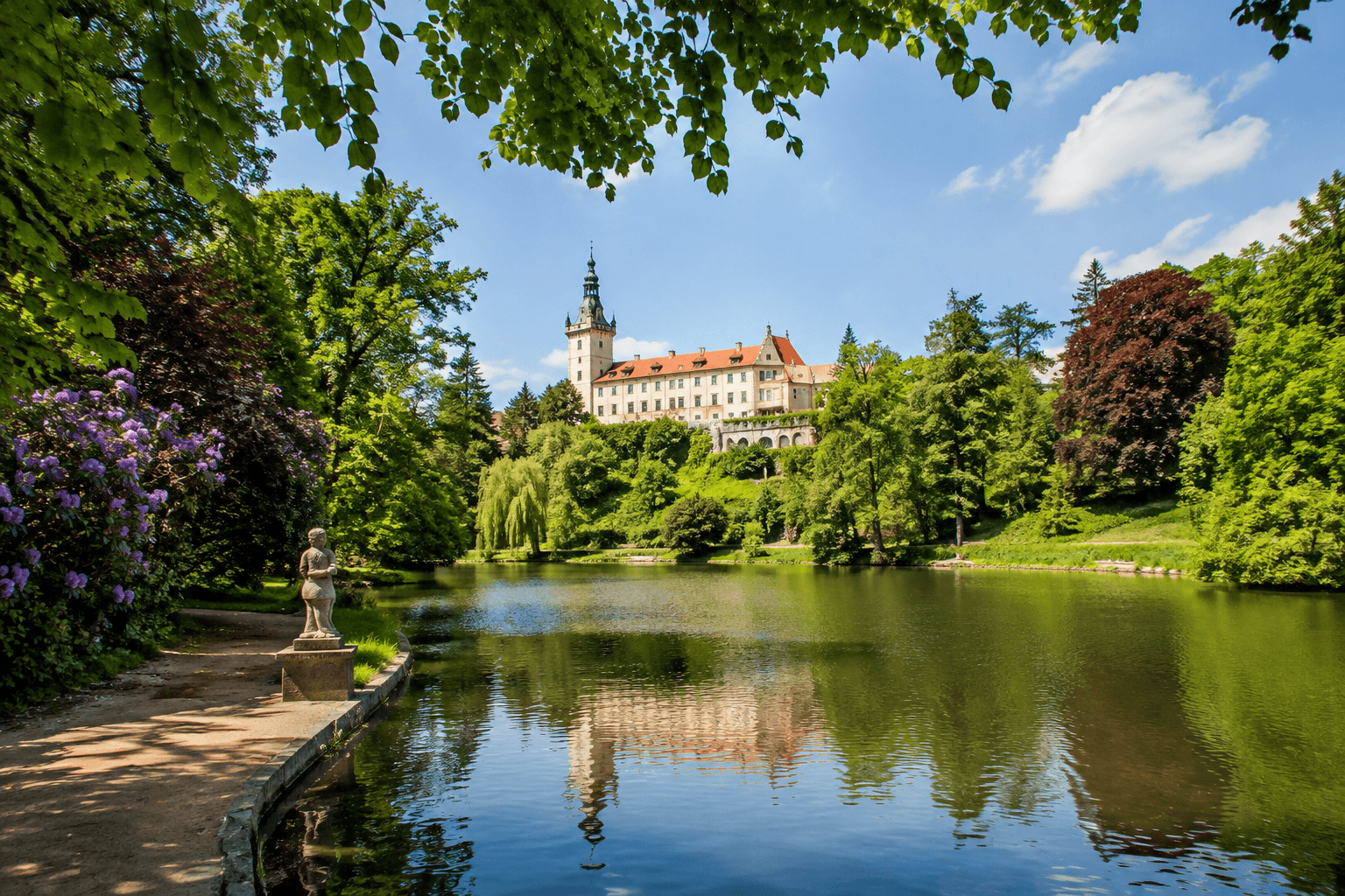 Predaj bytu 3-izbový 60 m², Školní, Průhonice, Středočeský kraj Predaj bytu 3-izbový 60 m², Školní, Průhonice, Středočeský kraj