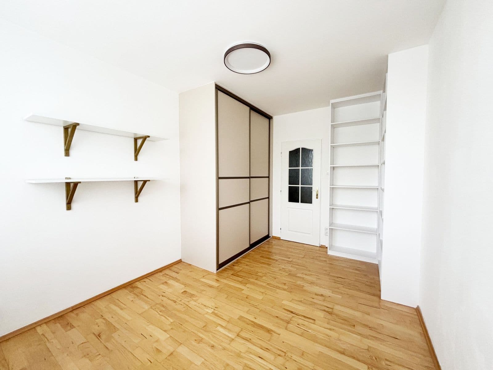 Prenájom bytu 3-izbový 81 m², Květnového vítězství, Praha, Praha Prenájom bytu 3-izbový 81 m², Květnového vítězství, Praha, Praha