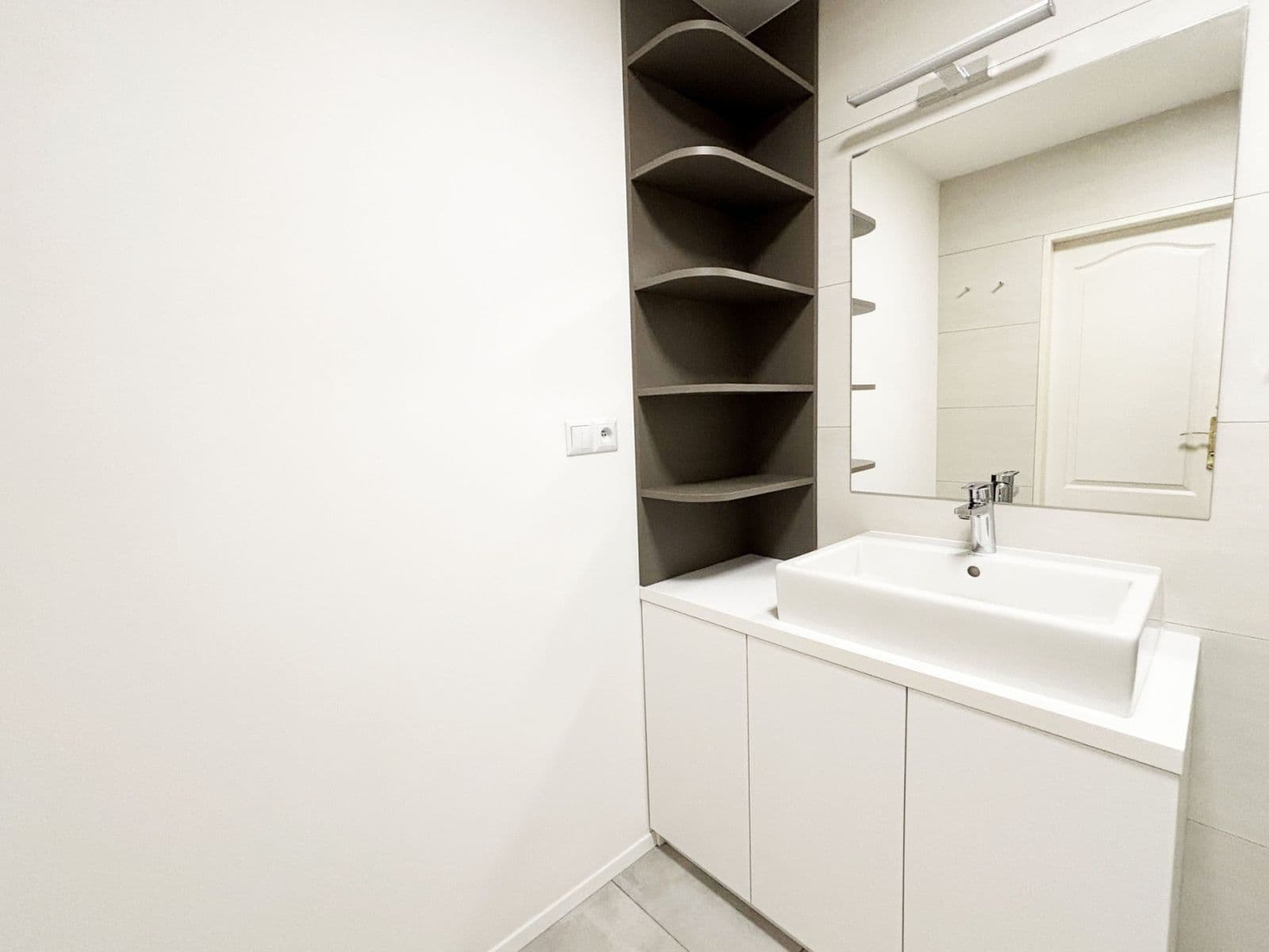 Prenájom bytu 3-izbový 81 m², Květnového vítězství, Praha, Praha Prenájom bytu 3-izbový 81 m², Květnového vítězství, Praha, Praha