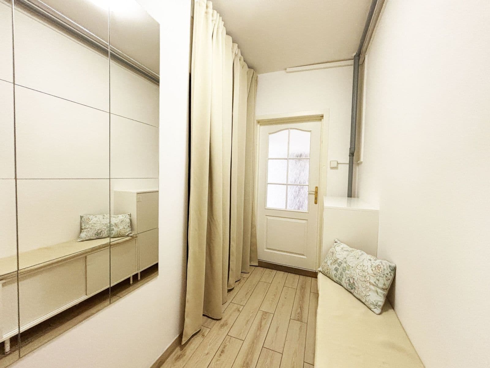 Prenájom bytu 3-izbový 81 m², Květnového vítězství, Praha, Praha Prenájom bytu 3-izbový 81 m², Květnového vítězství, Praha, Praha