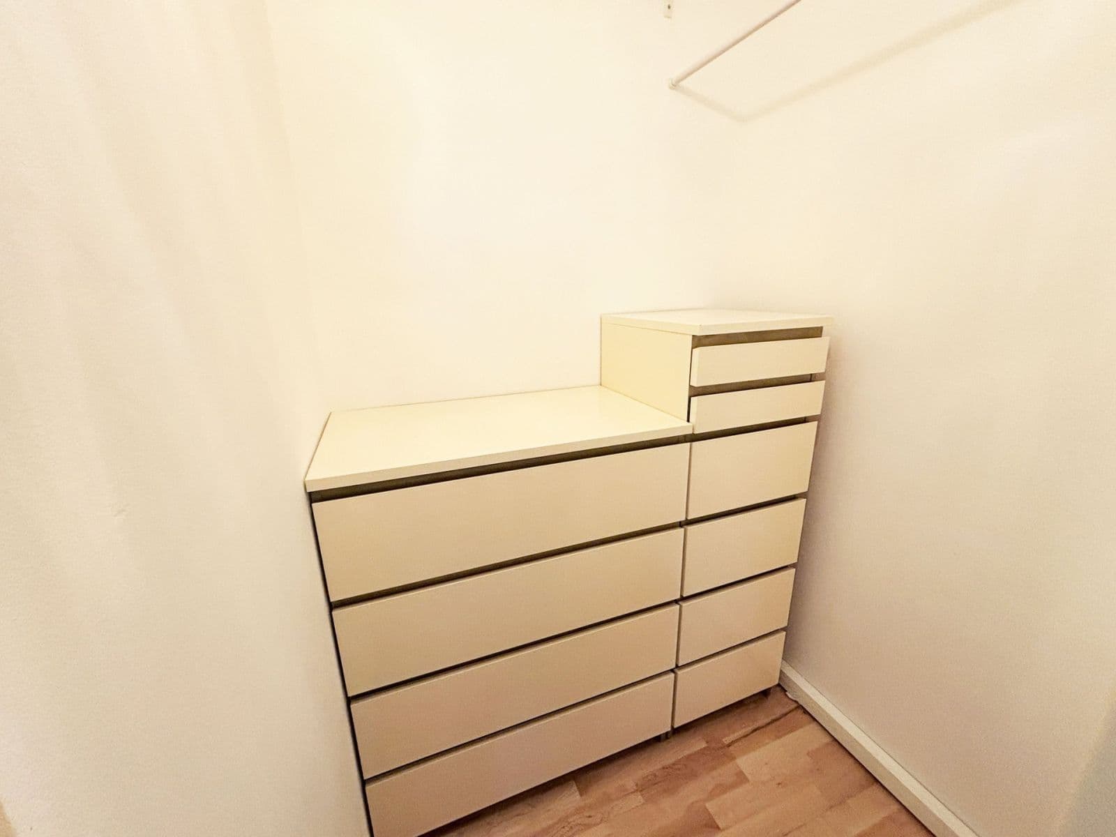 Prenájom bytu 3-izbový 81 m², Květnového vítězství, Praha, Praha Prenájom bytu 3-izbový 81 m², Květnového vítězství, Praha, Praha