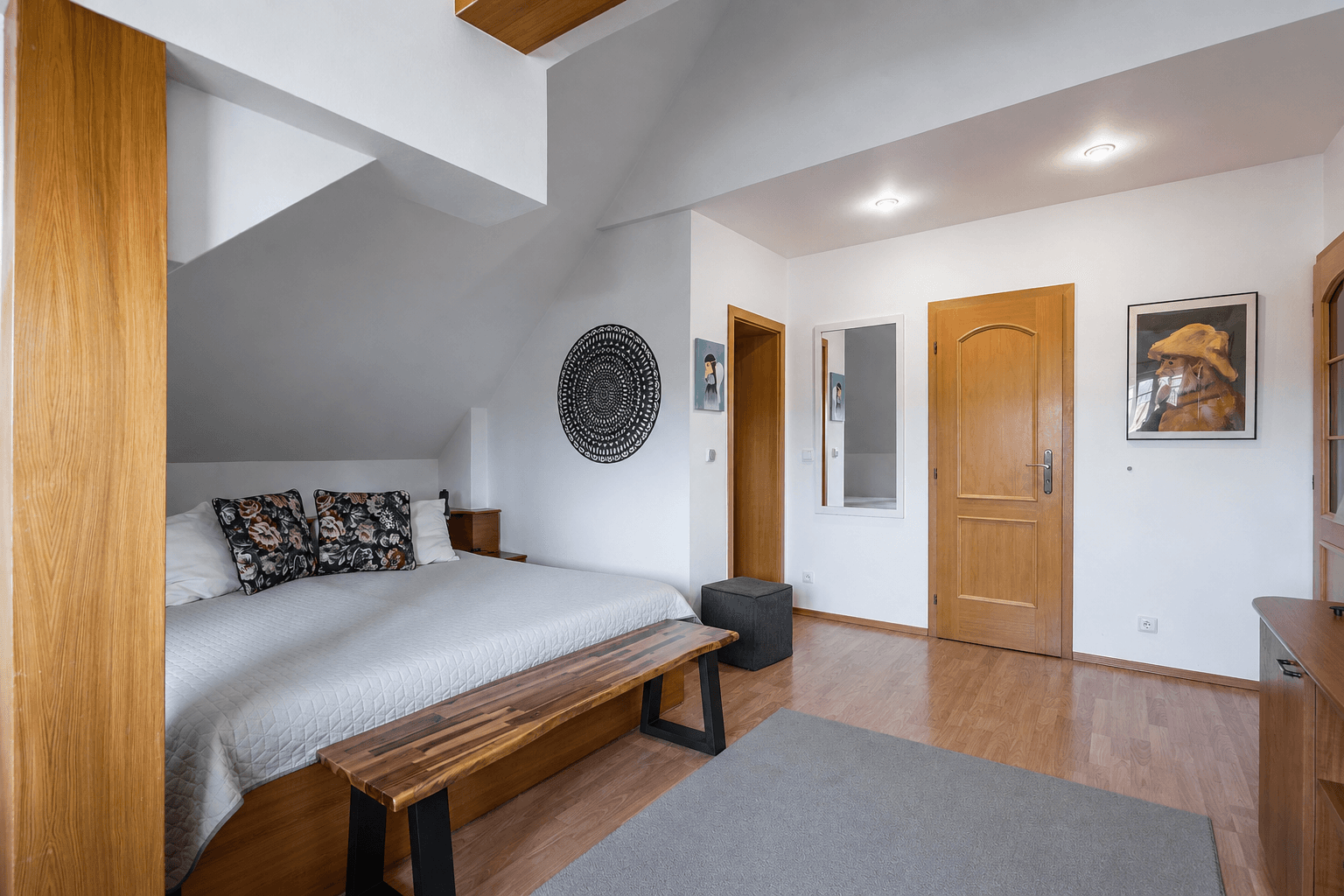 Predaj bytu 4-izbový 180 m², Masarykova, Luhačovice, Zlínský kraj Predaj bytu 4-izbový 180 m², Masarykova, Luhačovice, Zlínský kraj