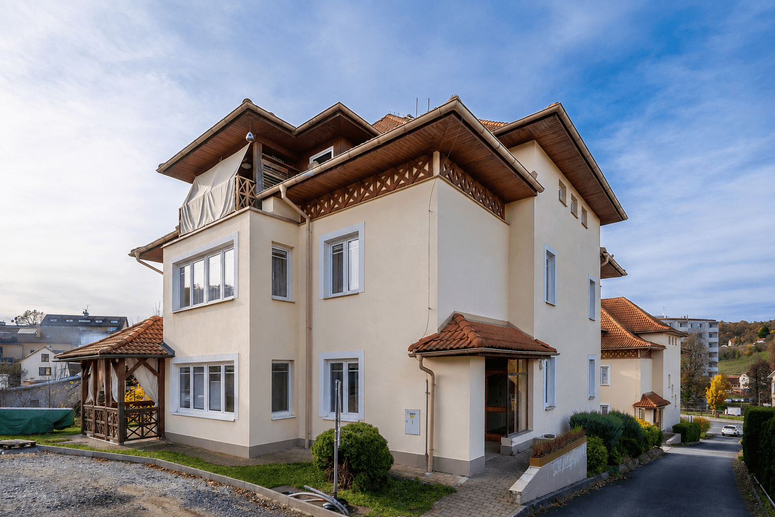 Predaj bytu 4-izbový 180 m², Masarykova, Luhačovice, Zlínský kraj Predaj bytu 4-izbový 180 m², Masarykova, Luhačovice, Zlínský kraj