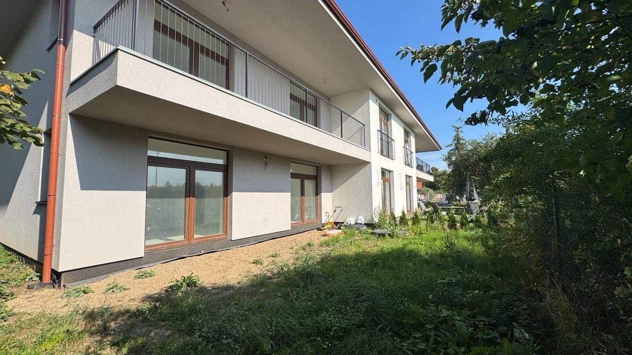Predaj bytu 6-izbový 146 m², Masarykova, Rudná, Středočeský kraj Predaj bytu 6-izbový 146 m², Masarykova, Rudná, Středočeský kraj