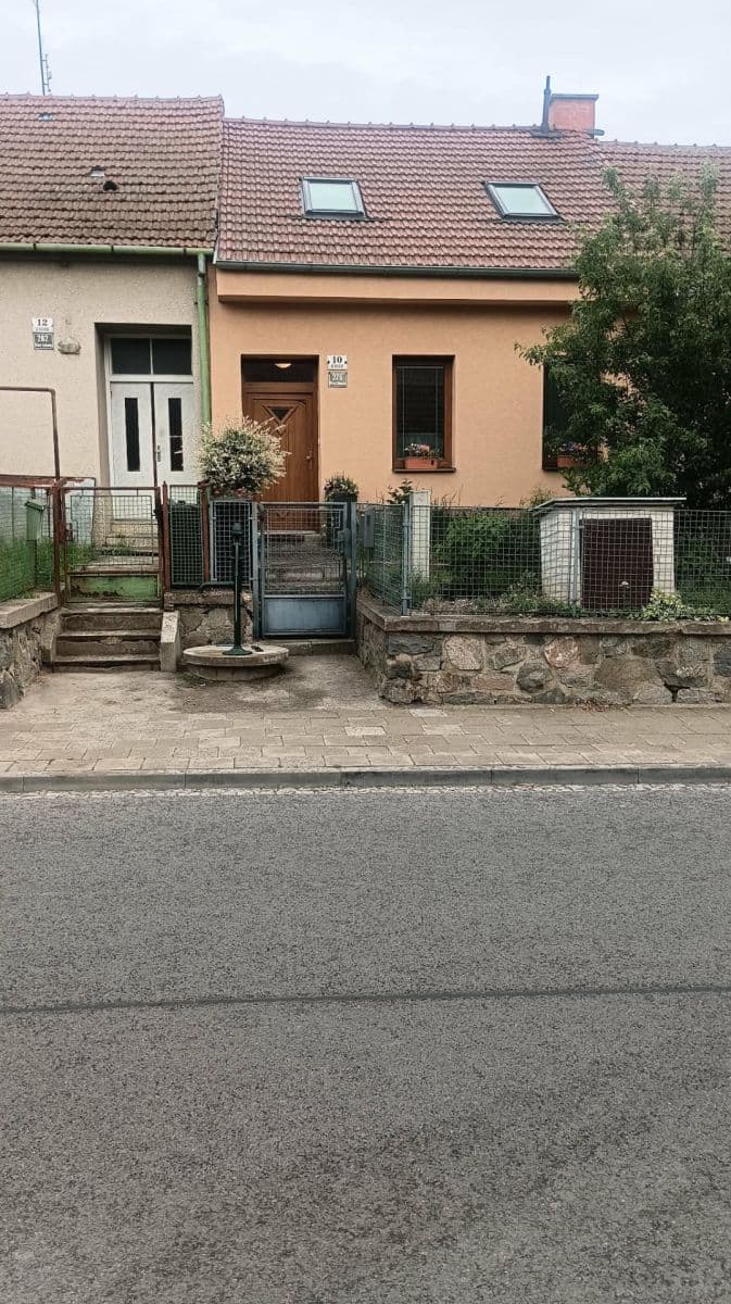Predaj domu 135 m², pozemok 151 m², U hřiště, Brno, Jihomoravský kraj Predaj domu 135 m², pozemok 151 m², U hřiště, Brno, Jihomoravský kraj