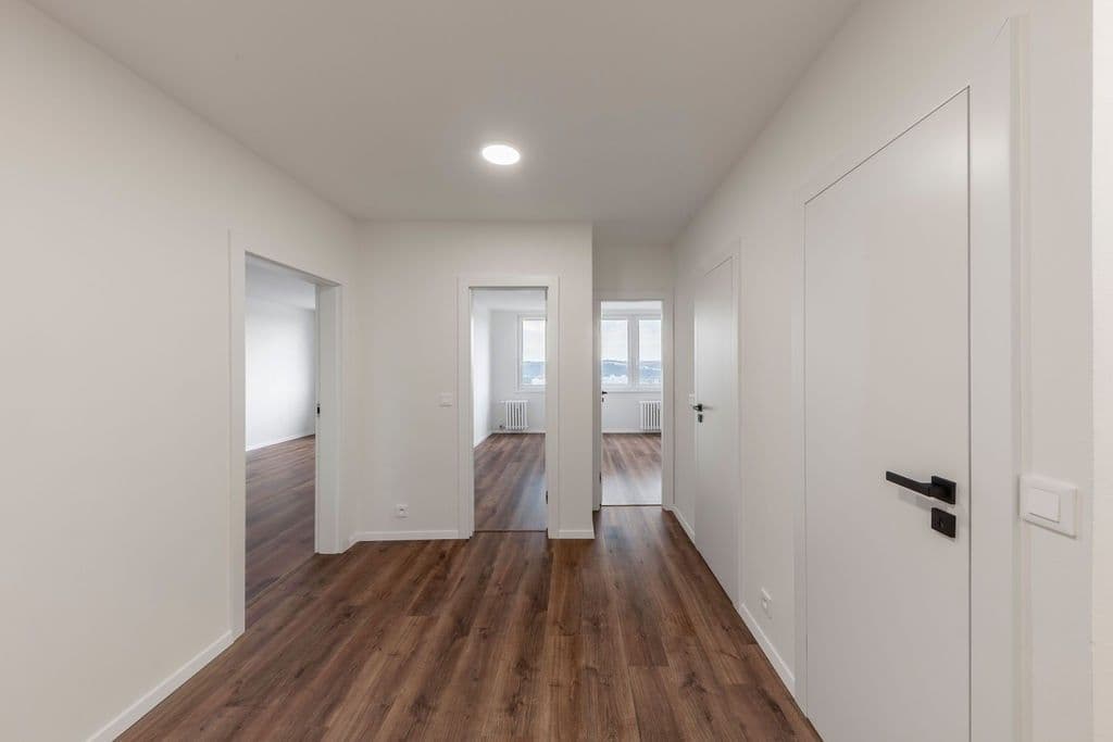 Predaj bytu 3-izbový 70 m², Poljanovova, Praha, Praha Predaj bytu 3-izbový 70 m², Poljanovova, Praha, Praha