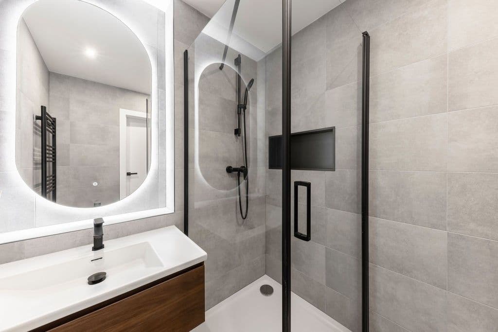 Predaj bytu 3-izbový 70 m², Poljanovova, Praha, Praha Predaj bytu 3-izbový 70 m², Poljanovova, Praha, Praha