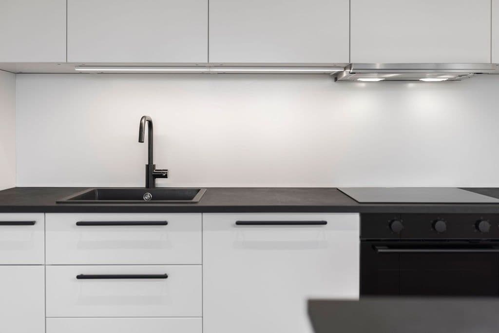 Predaj bytu 3-izbový 70 m², Poljanovova, Praha, Praha Predaj bytu 3-izbový 70 m², Poljanovova, Praha, Praha