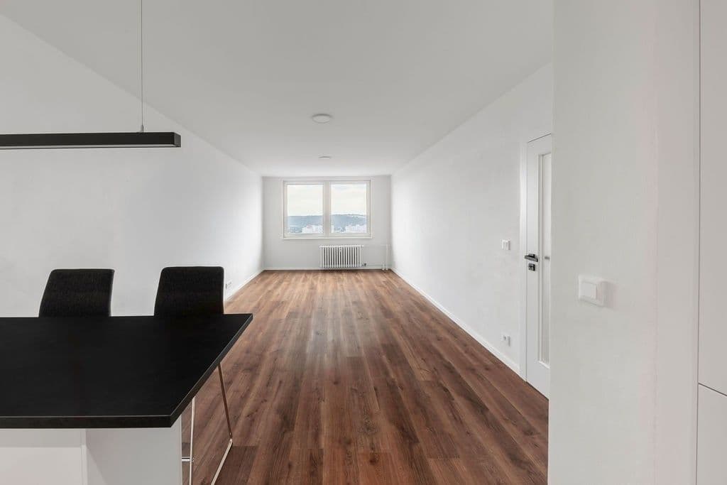 Predaj bytu 3-izbový 70 m², Poljanovova, Praha, Praha Predaj bytu 3-izbový 70 m², Poljanovova, Praha, Praha