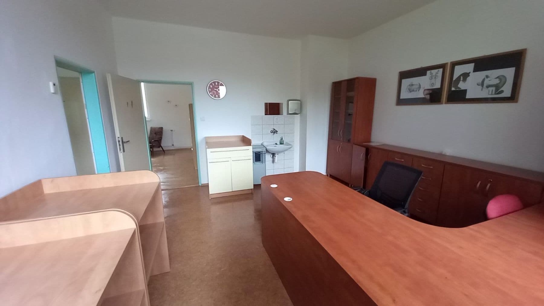 Prenájom nebytového priestoru 95 m², Aloisina výšina, Liberec, Liberecký kraj Prenájom nebytového priestoru 95 m², Aloisina výšina, Liberec, Liberecký kraj
