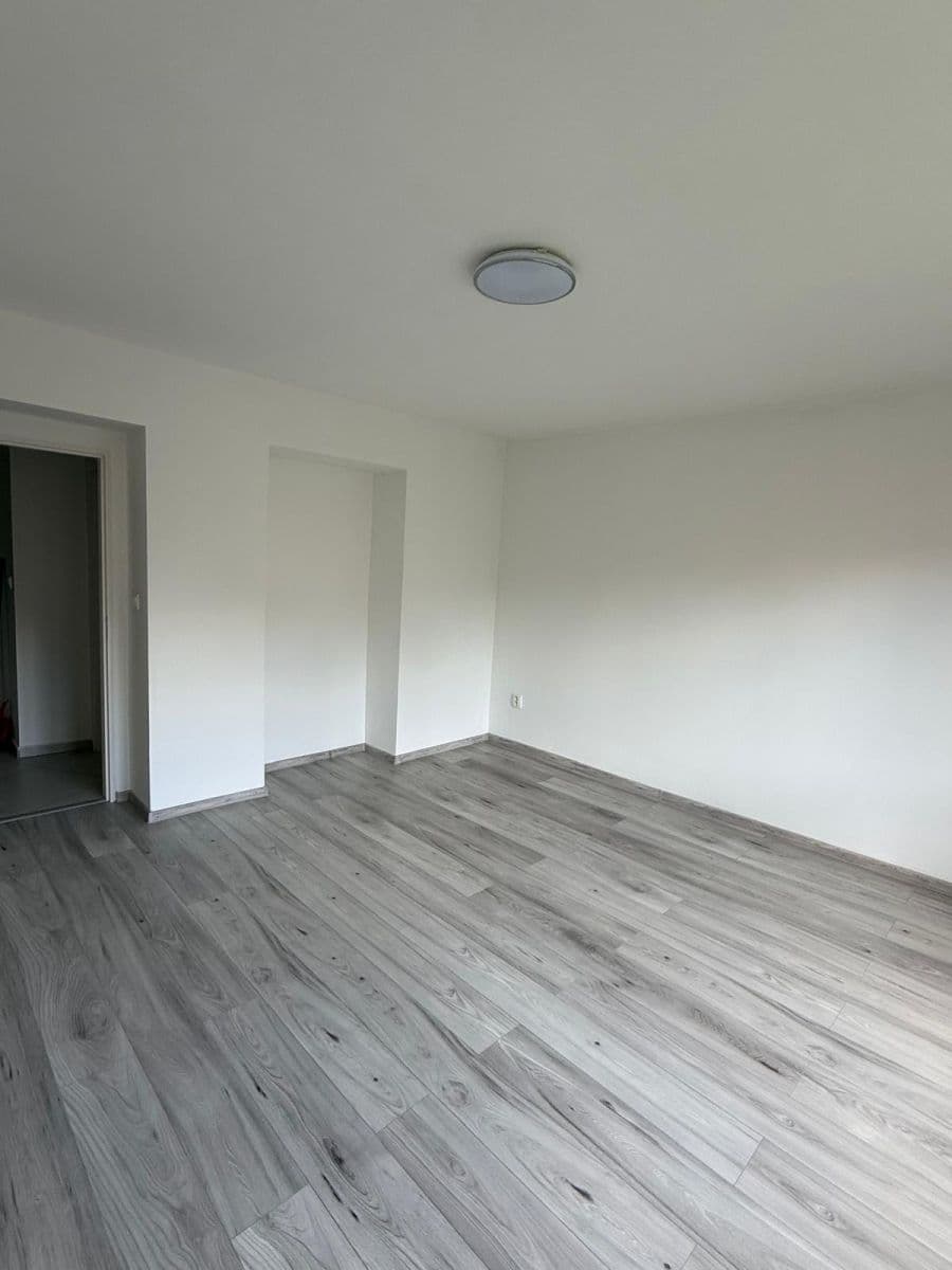 Prenájom bytu 2-izbový 52 m², Dvouletky, Ostrava, Moravskoslezský kraj Prenájom bytu 2-izbový 52 m², Dvouletky, Ostrava, Moravskoslezský kraj