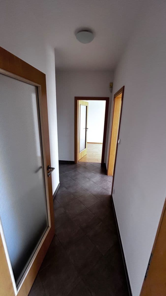 Prenájom bytu 3-izbový 66 m², Pavla Beneše, Praha, Praha Prenájom bytu 3-izbový 66 m², Pavla Beneše, Praha, Praha