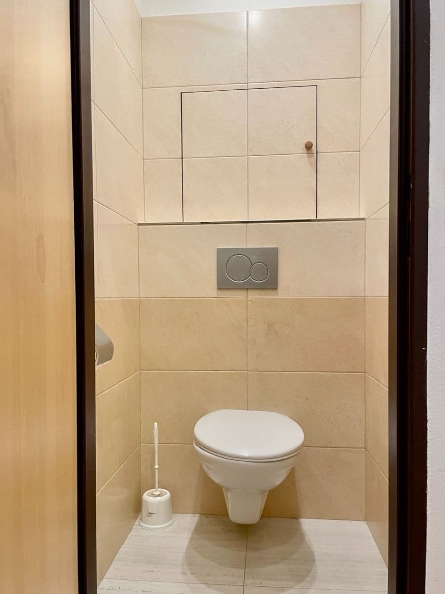Prenájom bytu 1-izbový 34 m², Trytova, Praha, Praha Prenájom bytu 1-izbový 34 m², Trytova, Praha, Praha
