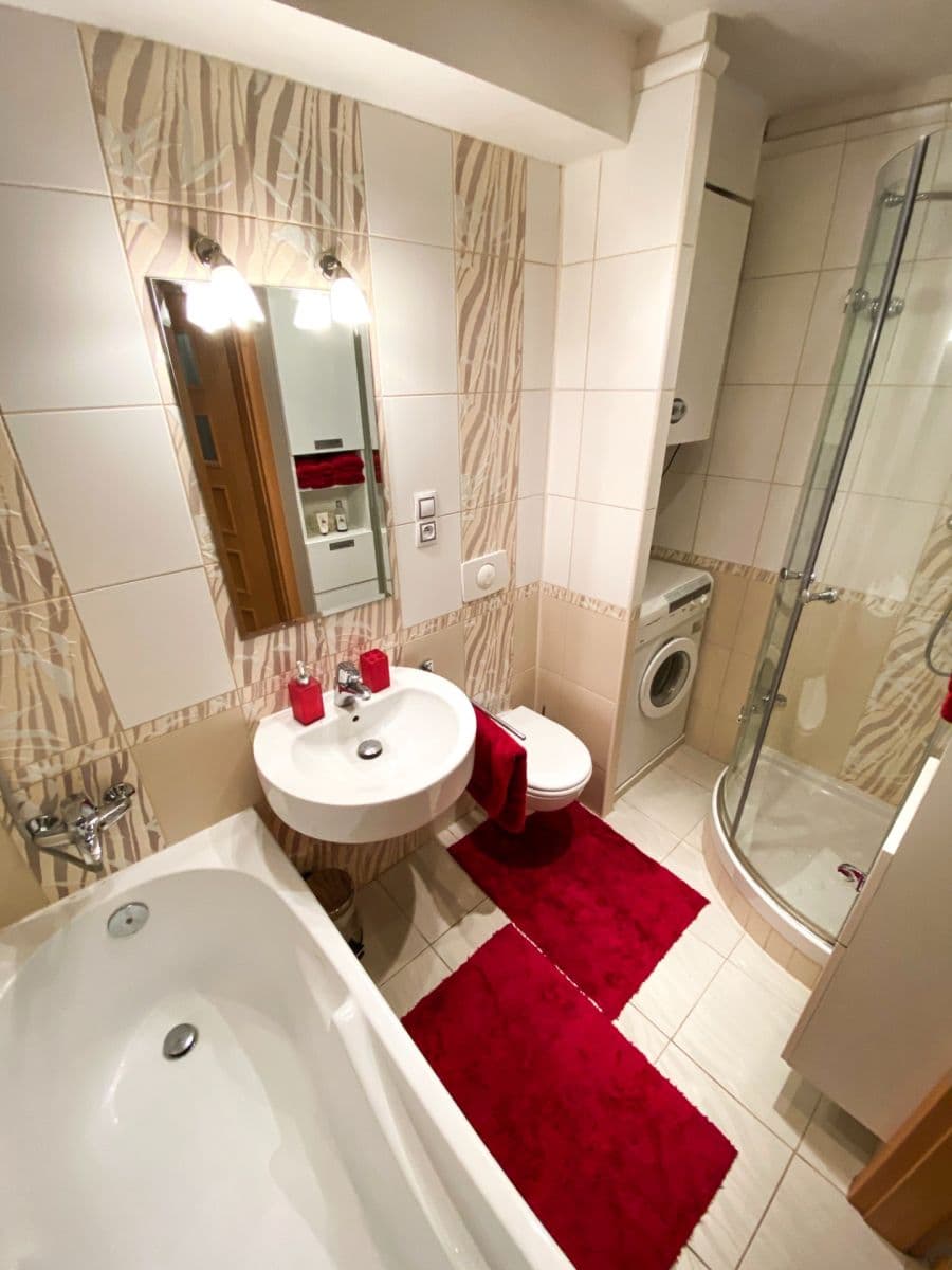 Prenájom bytu 3-izbový 70 m², Ďurgalova, Nové Mesto, Bratislavský kraj Prenájom bytu 3-izbový 70 m², Ďurgalova, Nové Mesto, Bratislavský kraj