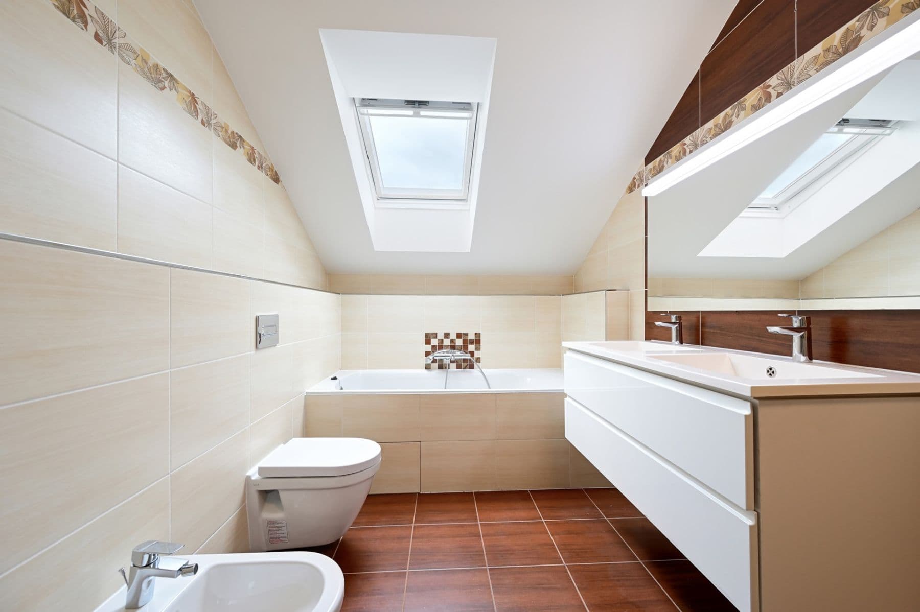 Predaj bytu 4-izbový 141 m², Sportovní, Jeneč, Středočeský kraj Predaj bytu 4-izbový 141 m², Sportovní, Jeneč, Středočeský kraj